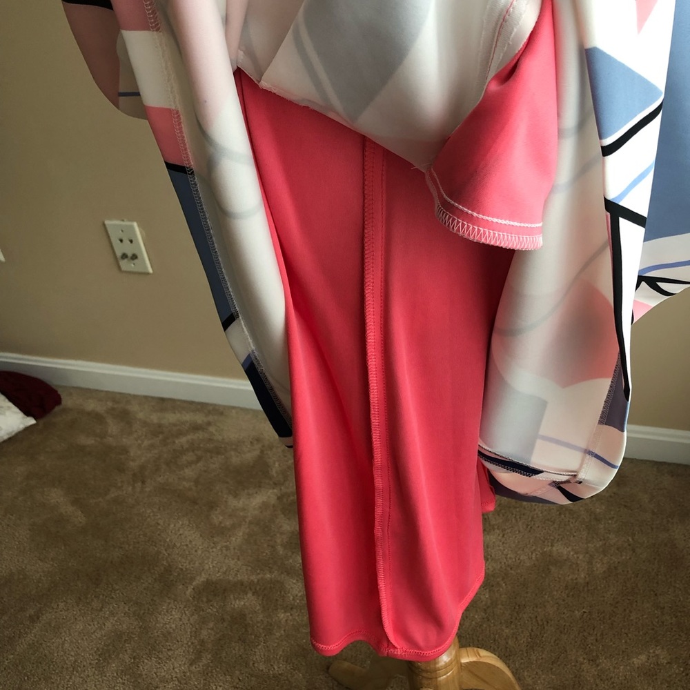 Abstract dress - Picture 5 of 6